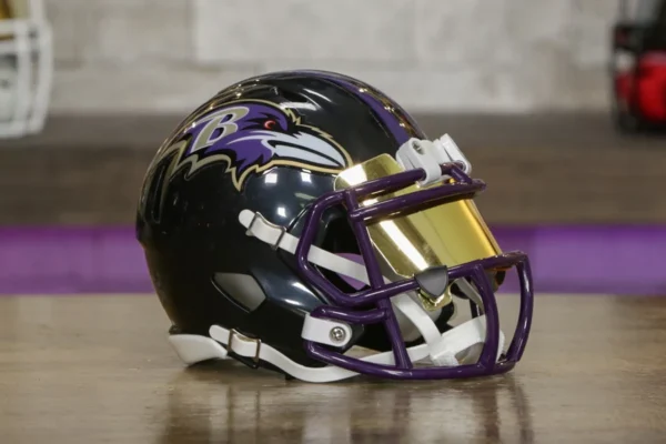 Baltimore-Ravens-Riddell-Speed-Mini-Helmet-GG-Edition