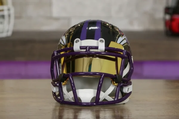 Baltimore-Ravens-Riddell-Speed-Mini-Helmet-GG-Edition