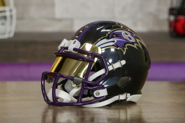 Baltimore-Ravens-Riddell-Speed-Mini-Helmet-GG-Edition