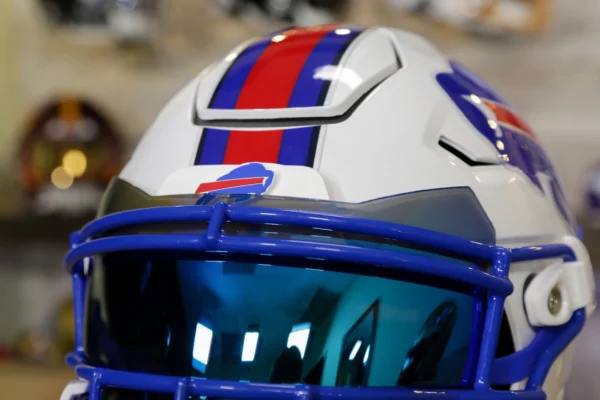 BuffaloBillsRiddellSpeedFlexHelmet-GGEdition