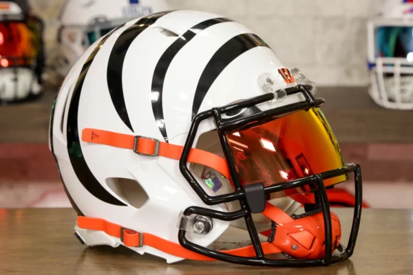 CincinnatiBengalsRiddellSpeedAuthenticHelmet-Alternate-GGEdition