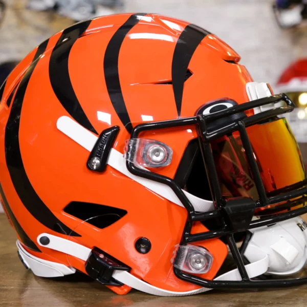 CincinnatiBengalsRiddellSpeedFlexHelmetAsSeenonFieldGGEdition