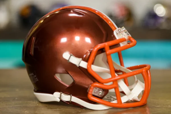 ClevelandBrownsRiddellFlashMiniHelmet