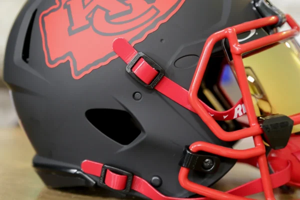 Kansas City Chiefs Riddell Speed Authentic Helmet - GG Edition