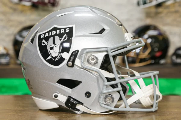 Las Vegas Raiders Riddell Speed Authentic Helmet Elevate your fandom with the Las Vegas Raiders Riddell Speed Authentic Helmet, a must-have for any dedicated Raiders supporter. This officially licensed helmet combines authentic design with premium craftsmanship to deliver a truly standout piece.