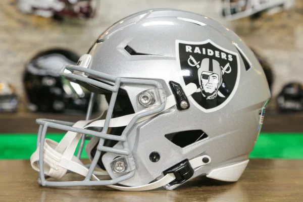 Las Vegas Raiders Riddell Speed Authentic Helmet Elevate your fandom with the Las Vegas Raiders Riddell Speed Authentic Helmet, a must-have for any dedicated Raiders supporter. This officially licensed helmet combines authentic design with premium craftsmanship to deliver a truly standout piece.