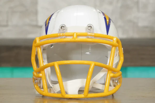 LosAngelesChargersRiddellSpeedMiniHelmet-AlternateColorRush_205