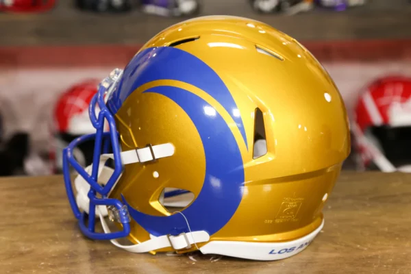 LosAngelesRamsRiddellFlashHelmet