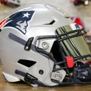 NewEnglandPatriotsRiddellSpeedFlexHelmetGGEdition