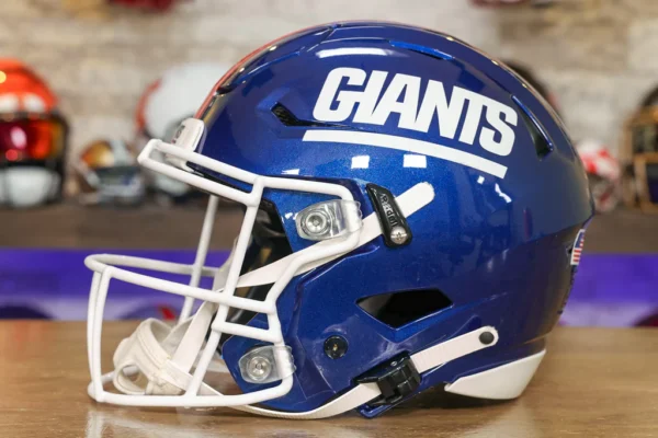 New York Giants Riddell SpeedFlex Helmet - Alternate Color Rush