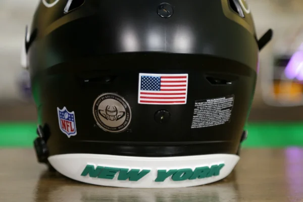 NewYorkJetsRiddellSpeedFlexHelmet-Alternate-GGEdition