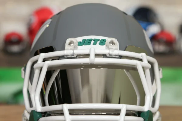 New York Jets Riddell Speed Replica Helmet - GG Edition