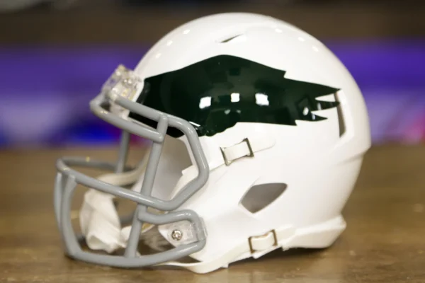 NFL Philadelphia Eagles Riddell Speed Mini Helmet - 1969-1973 Throwback