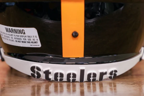 Pittsburgh Steelers Riddell Speed Replica Helmet