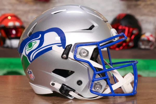 Seattle Seahawks Riddell SpeedFlex Helmet - 1983-2001 Throwback