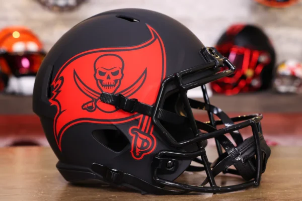 Tampa Bay Buccaneers Riddell Speed Replica Helmet - Eclipse