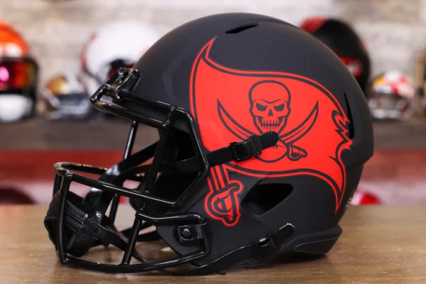 Tampa Bay Buccaneers Riddell Speed Replica Helmet - Eclipse