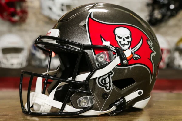 Tampa Bay Buccaneers » Riddell SpeedFlex Helmet