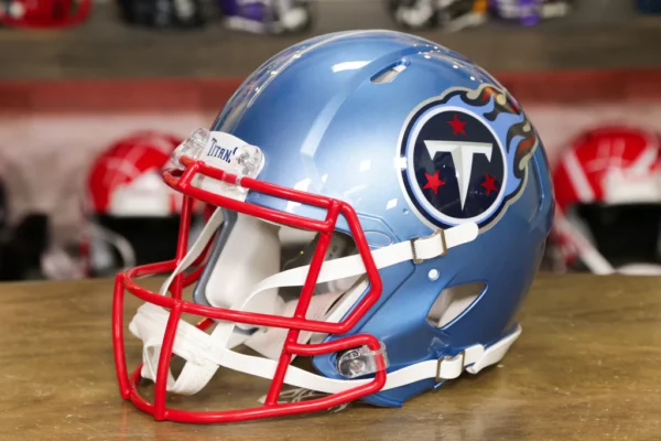 Tennessee Titans Riddell Speed Replica Helmet - Flash