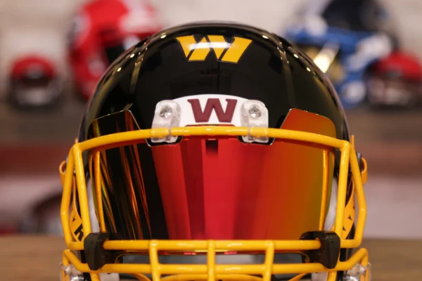 Washington Commanders Riddell Speed Replica Helmet